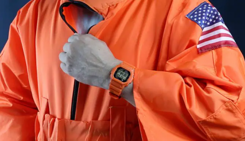 beschaving bitter goochelaar Fiche et prix de Casio lanceert een nieuw G-Shock-horloge geïnspireerd op  de oranje ruimtepakken van NASA au Maroc