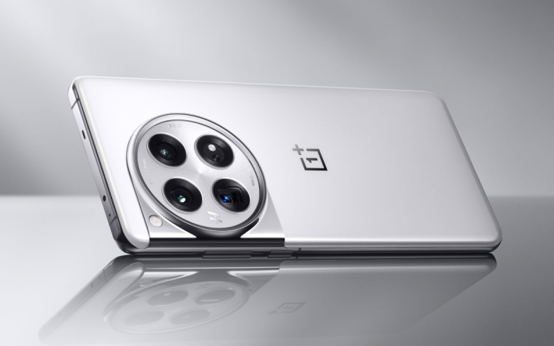 شرح معمق لكاميرات هاتف OnePlus 12