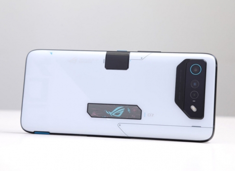 Examen des spécifications de l'Asus ROG Phone 7 Ultimate